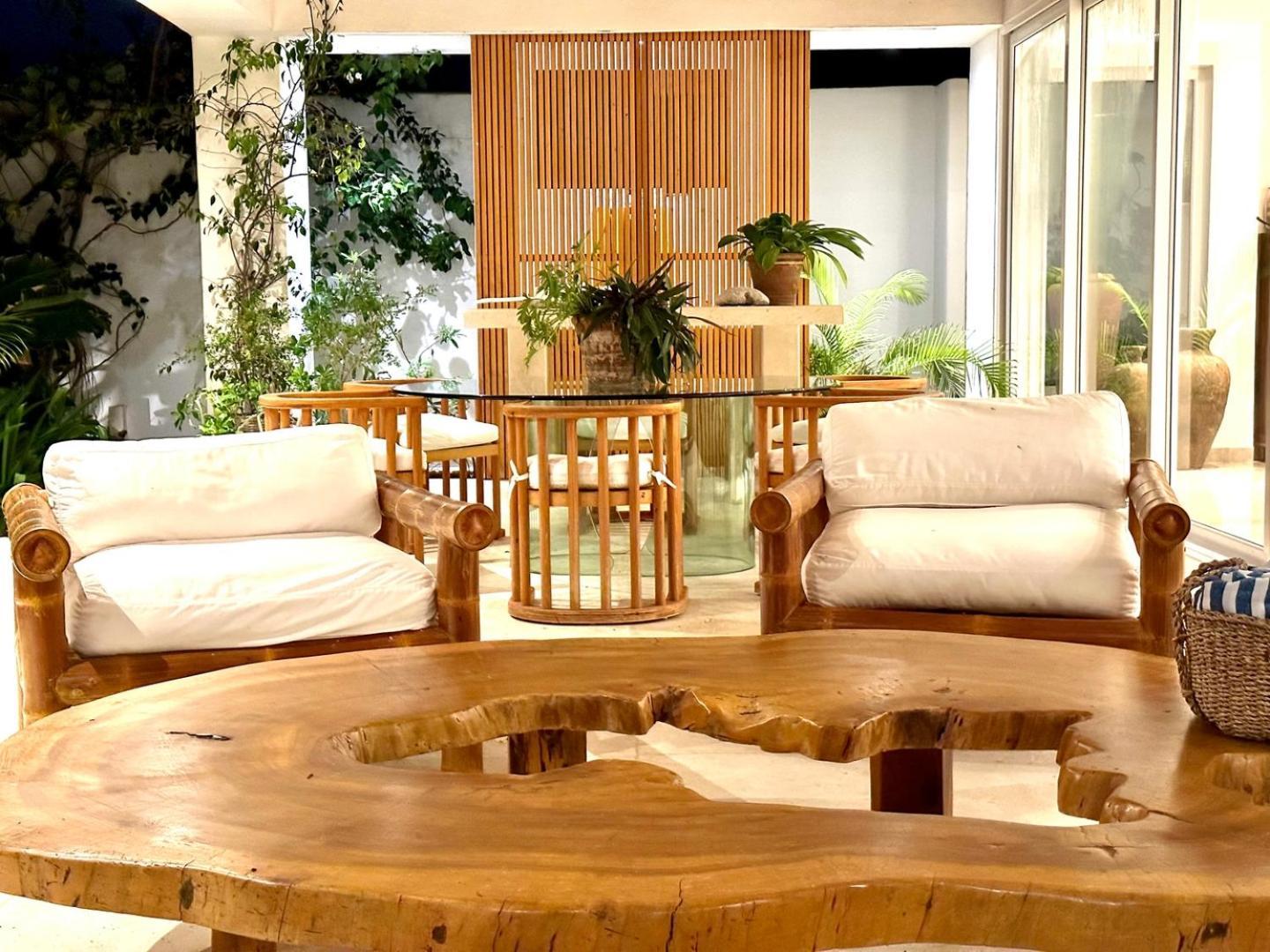 La Ceiba Villa *