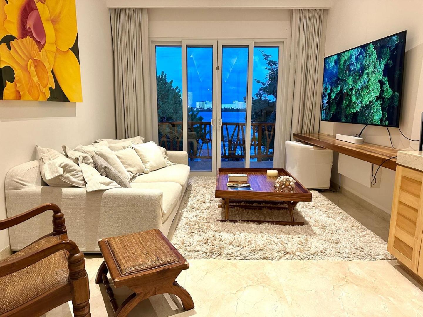 La Ceiba Villa