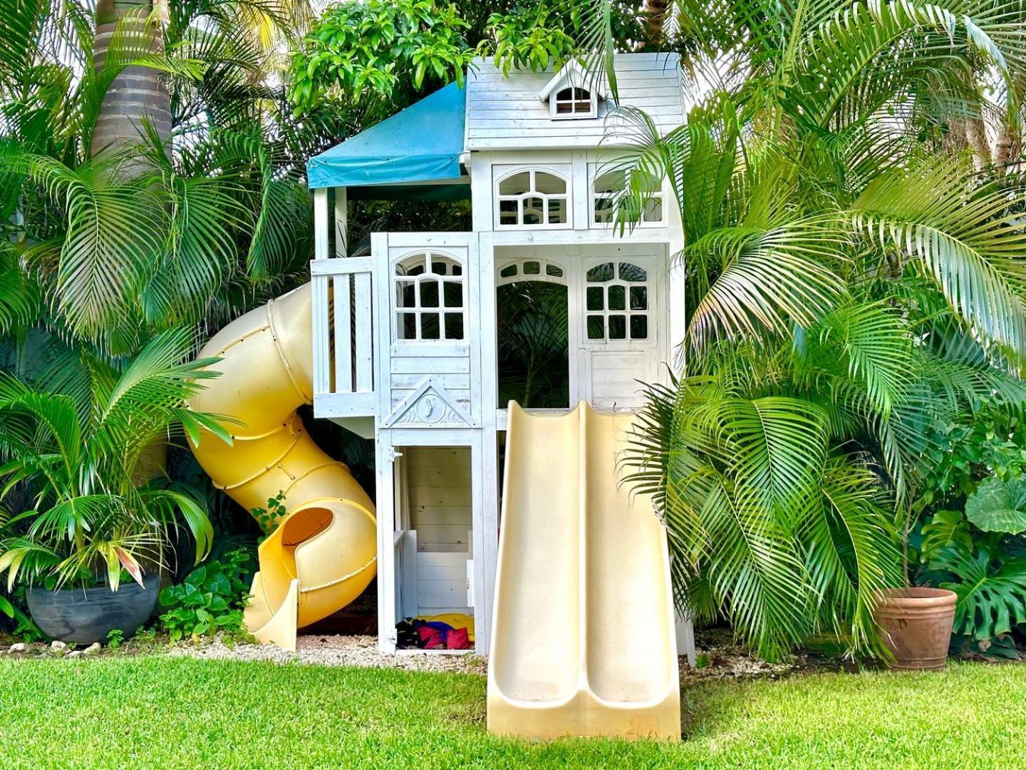 La Ceiba Villa